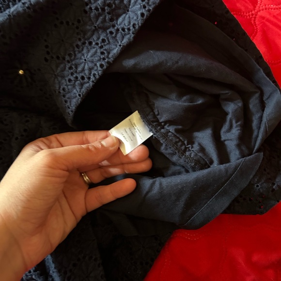 Talbots Navy Pencil skirt with flower embellishments- size 2 - Picture 3 of 8